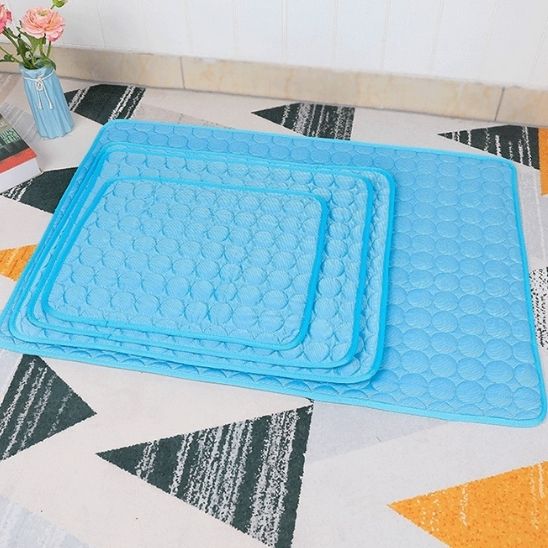 Tapis rafraichissant pour chat tailles